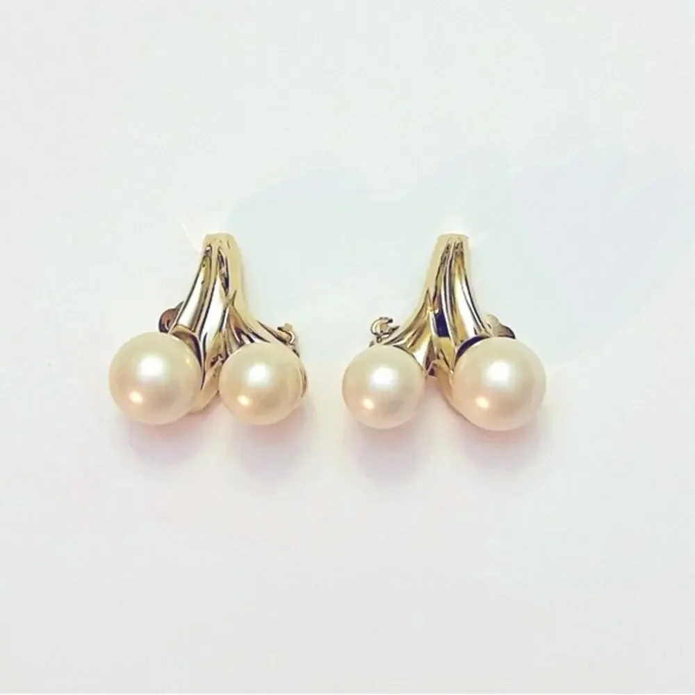 Vtg 50s Mid-Century Trifari Faux Pearl Clip-on Earrings Gold Tone Signed